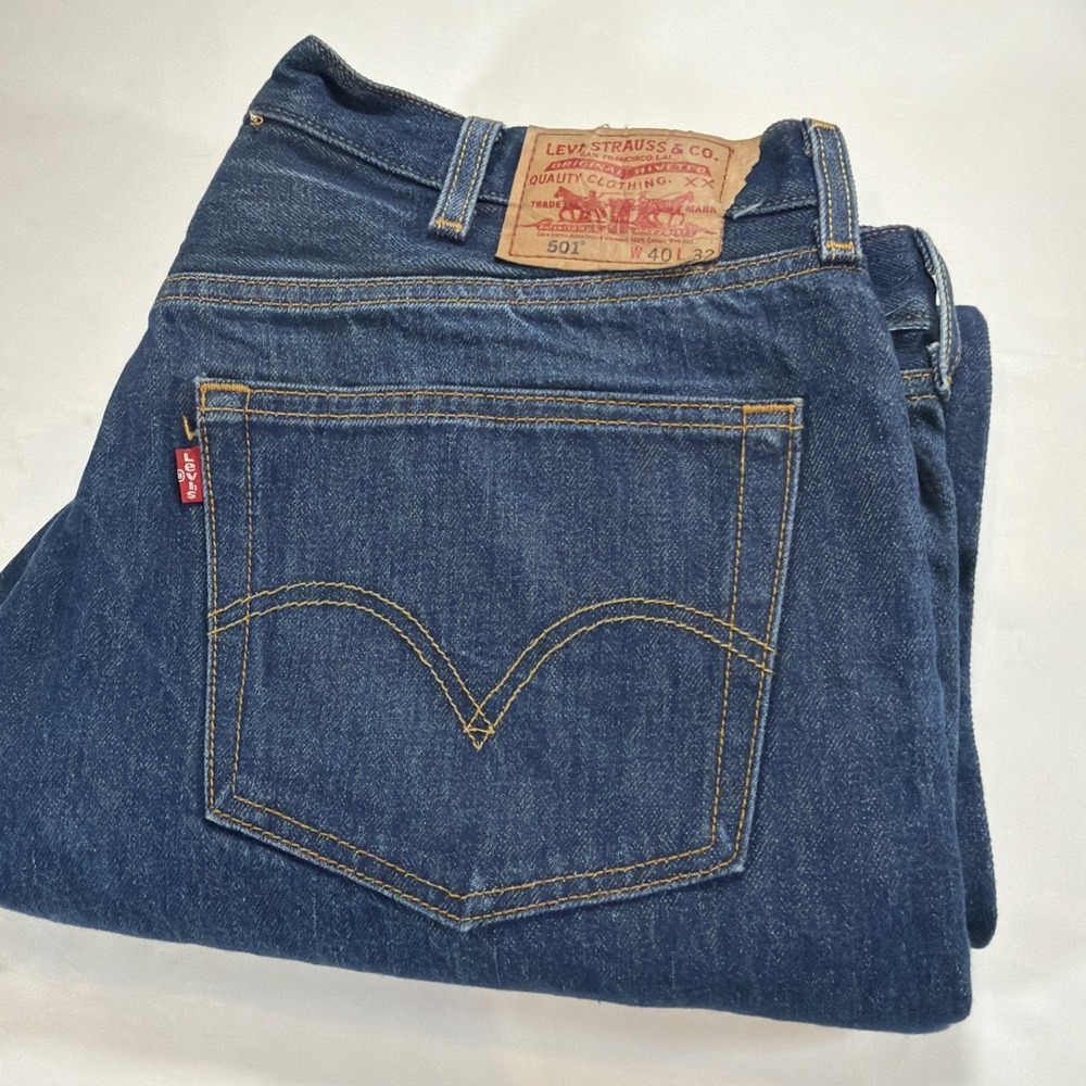 Levi's 501 Button Fly Original Fit Denim Jeans Straight Leg Men's SZ 40x32